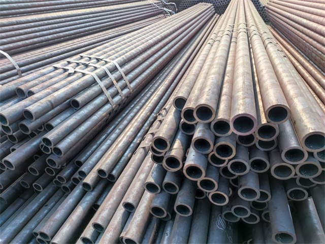 彭阳16MN小口径无缝钢管